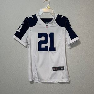 Women’s Dallas Cowboy’s jersey